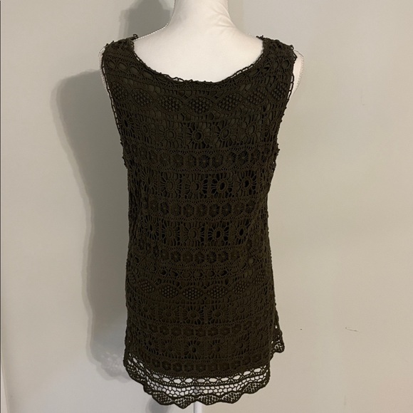 Christopher & Banks green fully lined crochet tank top size L - Picture 4 of 6